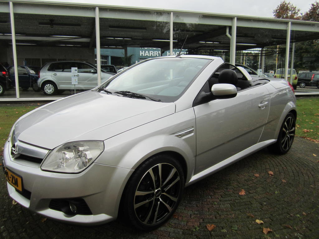 Opel Tigra TwinTop 1.8 Cosmo